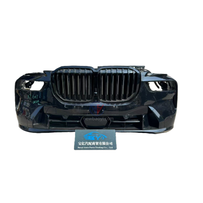 Модель BMW X7 G07 2024 - передняя решетка